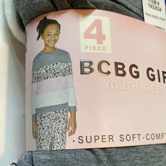 NWT BCBG Girls 4 piece pajama set super soft comfy and cozy - Picture 3 of 9